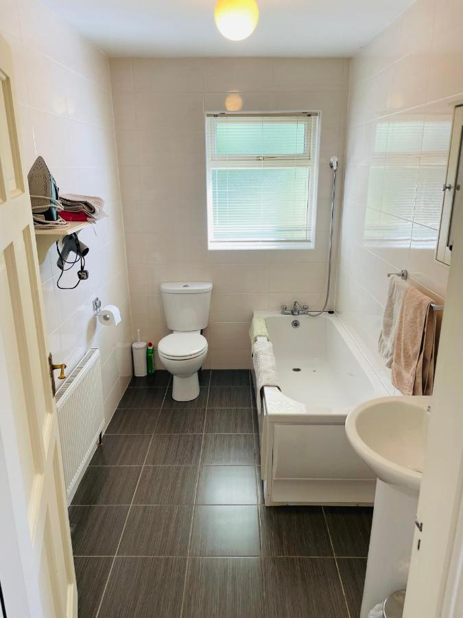 Cutteen Cottage Tulla 外观 照片